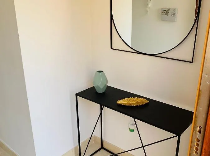 Quartiers Marbella Penthouse In Hacienda Cifuentes Benahavis