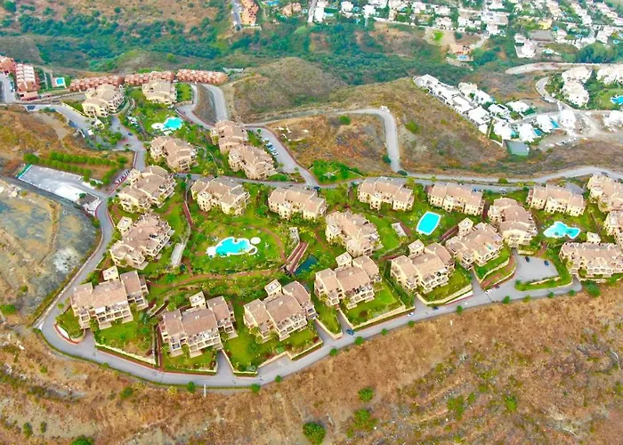 Quartiers Marbella Penthouse In Hacienda Cifuentes Benahavis Estepona