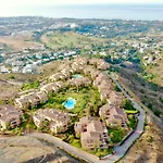 아파트 Quartiers Marbella Penthouse In Hacienda Cifuentes Benahavis 에스테포나