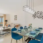아파트 Quartiers Marbella Penthouse In Hacienda Cifuentes Benahavis