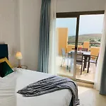 Quartiers Marbella Penthouse In Hacienda Cifuentes Benahavis 에스테포나