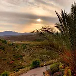 Quartiers Marbella Penthouse In Hacienda Cifuentes Benahavis 아파트 에스테포나