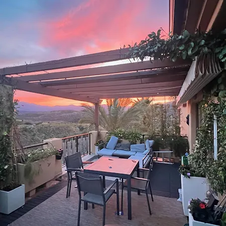 Quartiers Marbella Penthouse In Hacienda Cifuentes Benahavis * 에스테포나